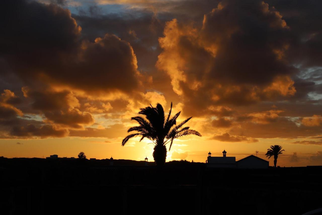 Sun, Relax & Lava, Free Wifi 600Mb, Bbq Villa Tinajo Esterno foto